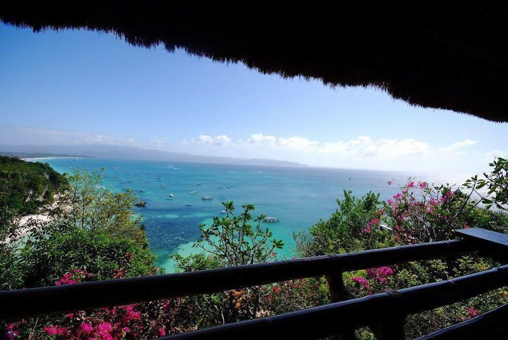 Artista Beach Villa Balabag  Extérieur photo