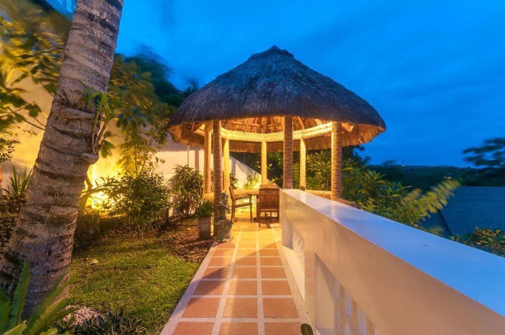 Artista Beach Villa Balabag  Extérieur photo