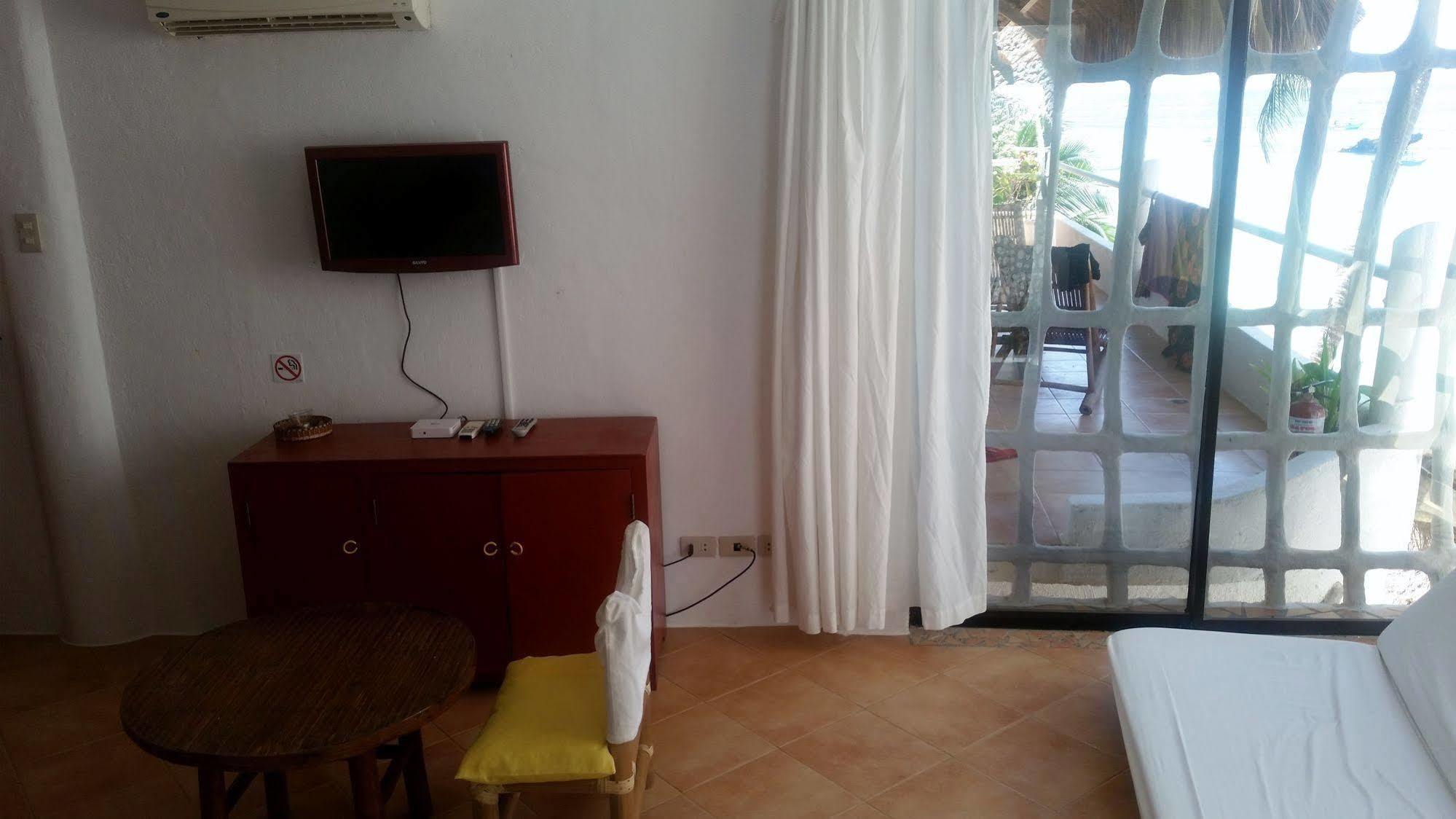 Artista Beach Villa Balabag  Extérieur photo