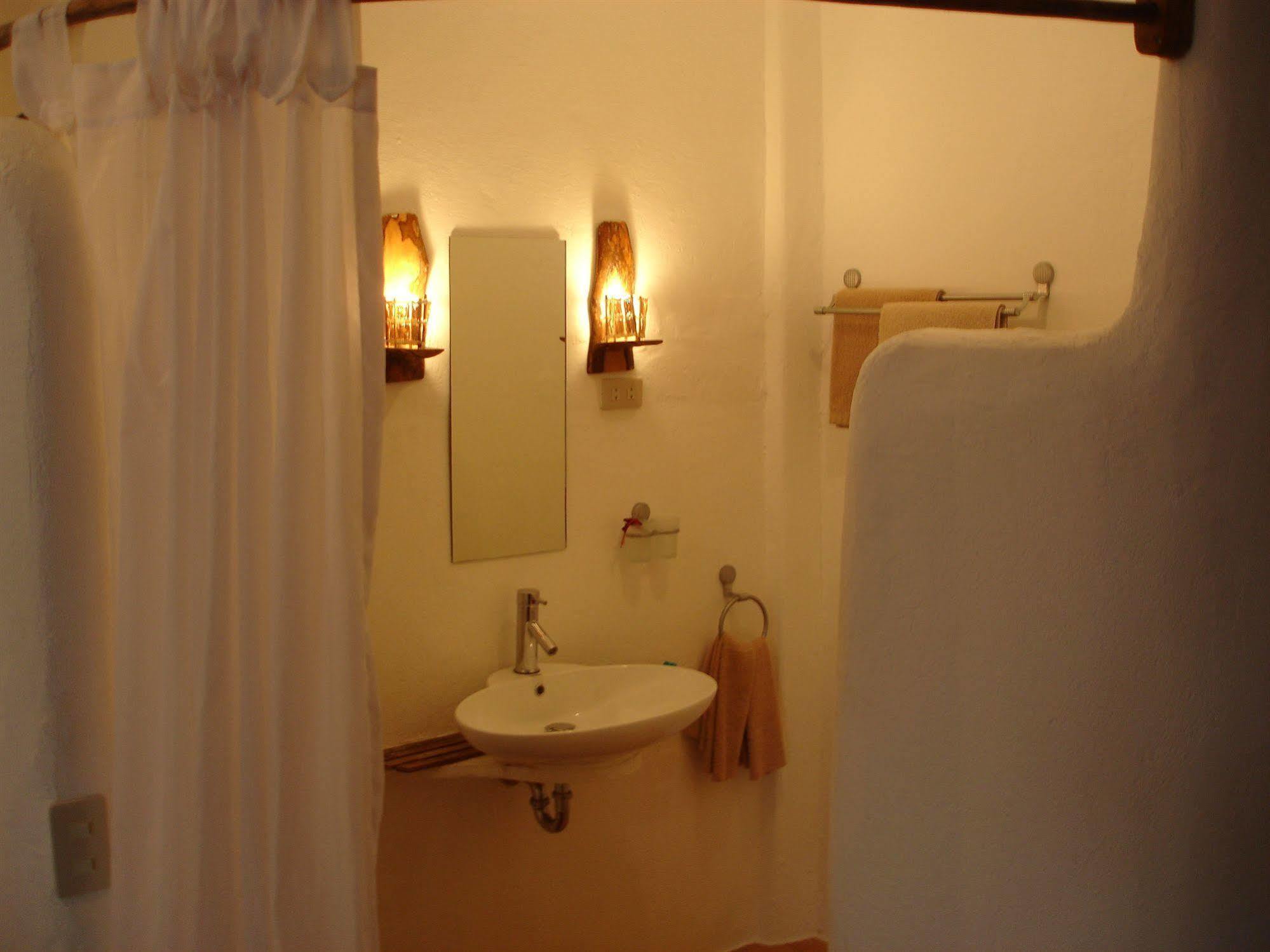 Artista Beach Villa Balabag  Extérieur photo