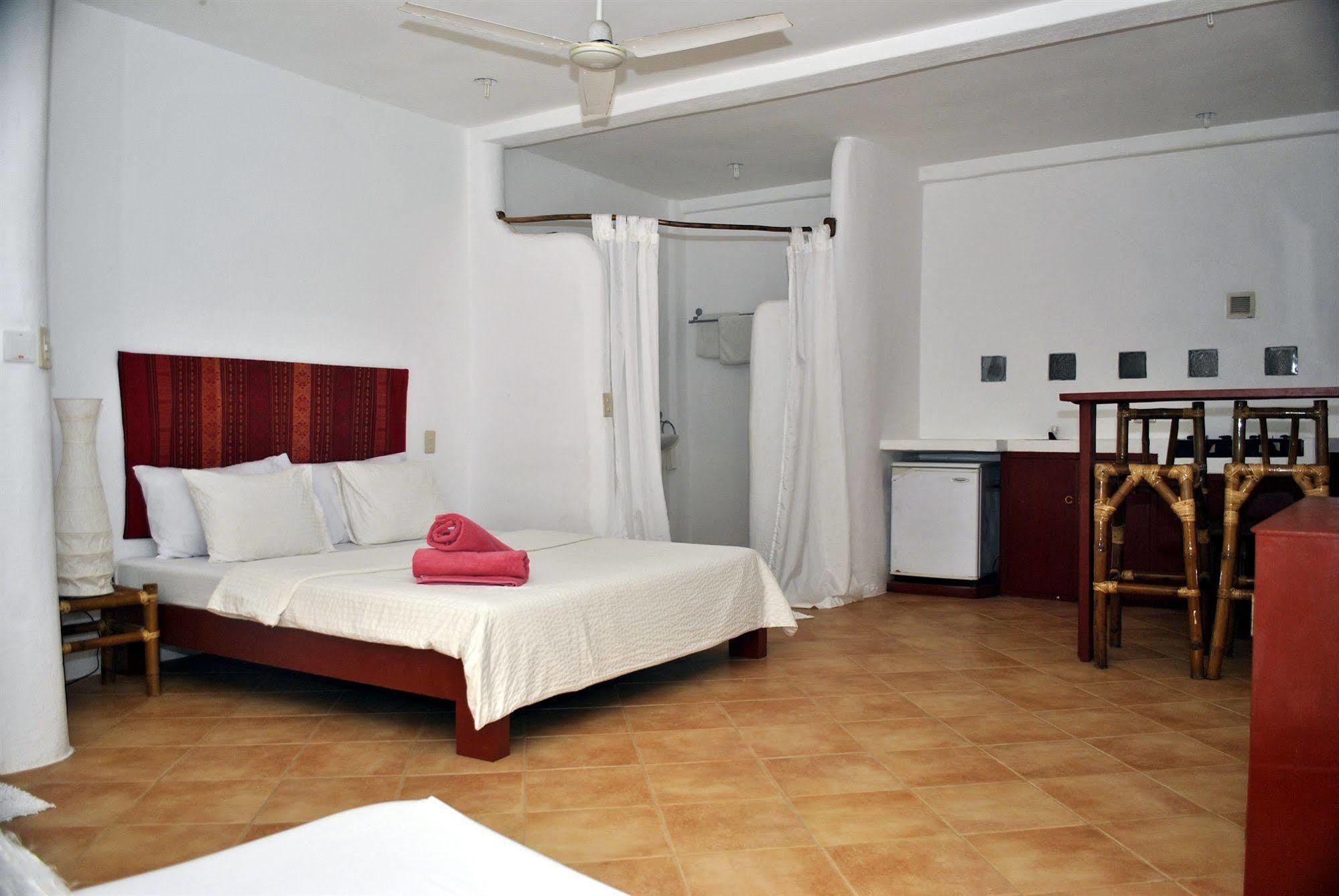 Artista Beach Villa Balabag  Extérieur photo