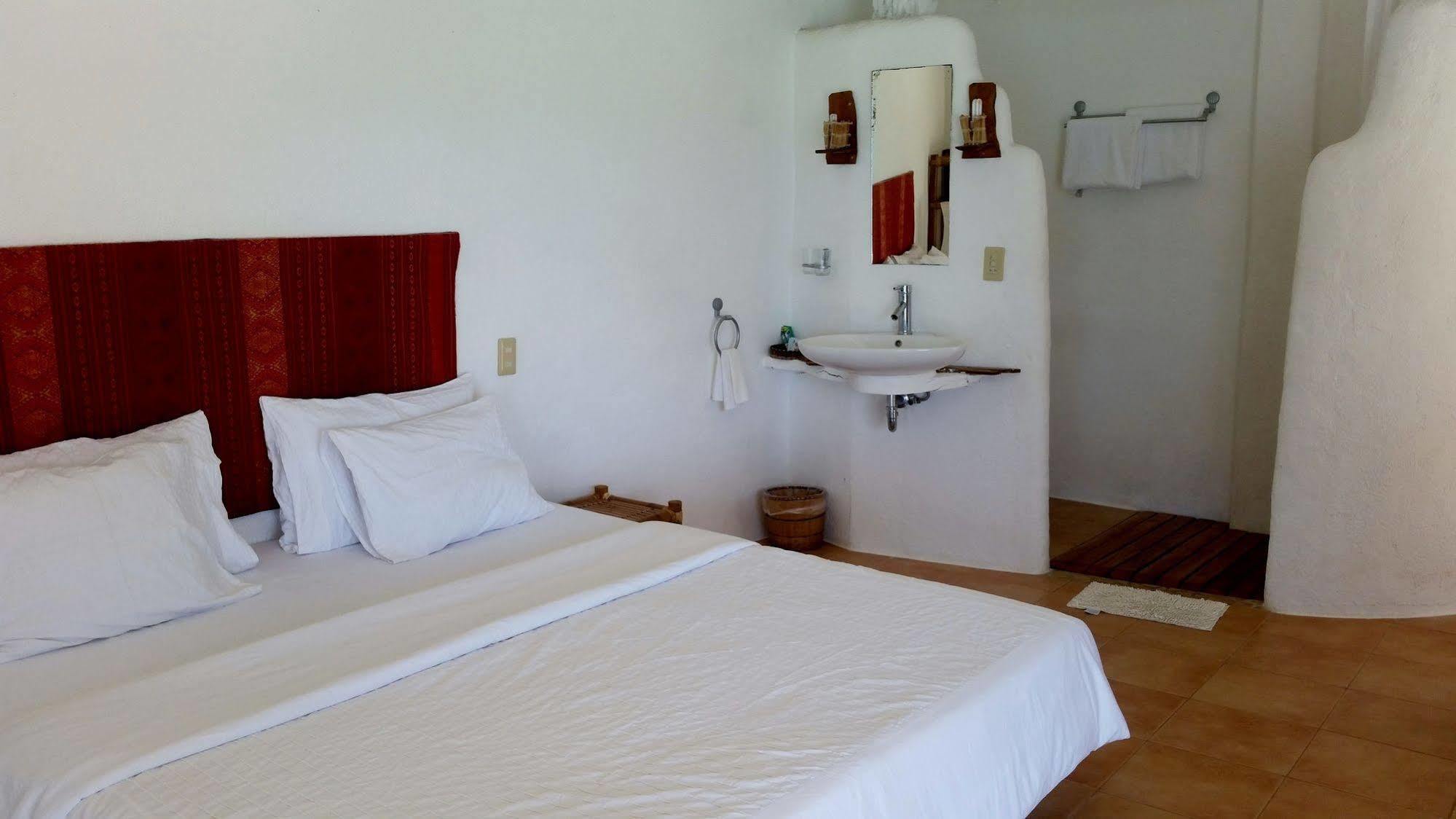 Artista Beach Villa Balabag  Extérieur photo