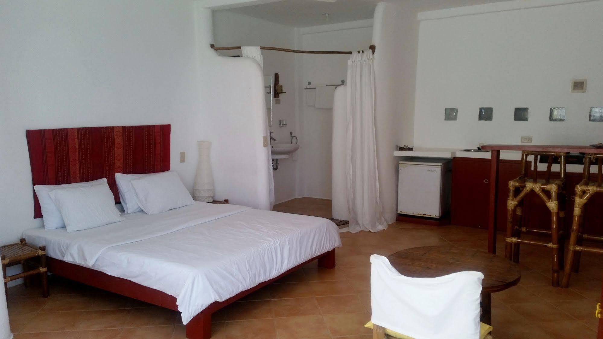Artista Beach Villa Balabag  Extérieur photo