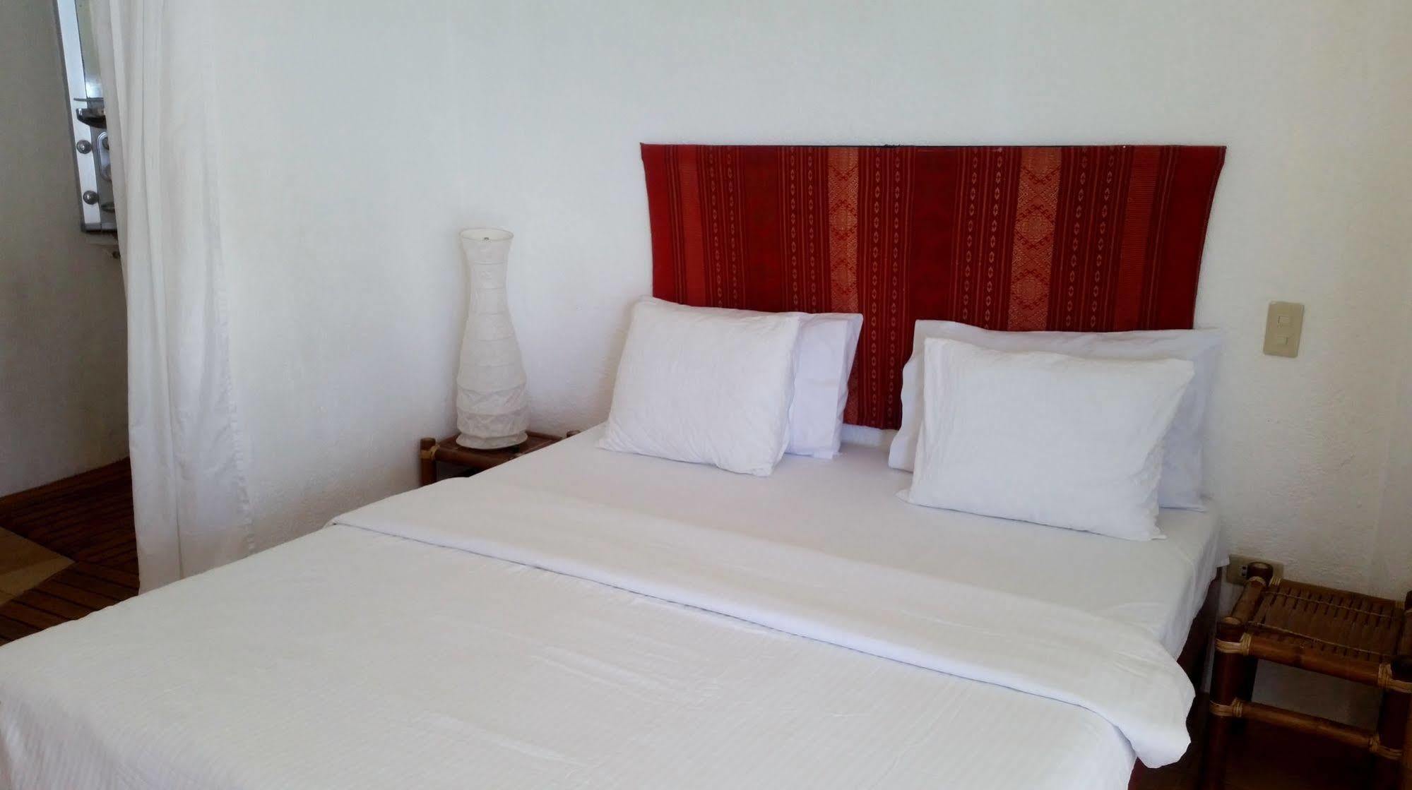 Artista Beach Villa Balabag  Extérieur photo