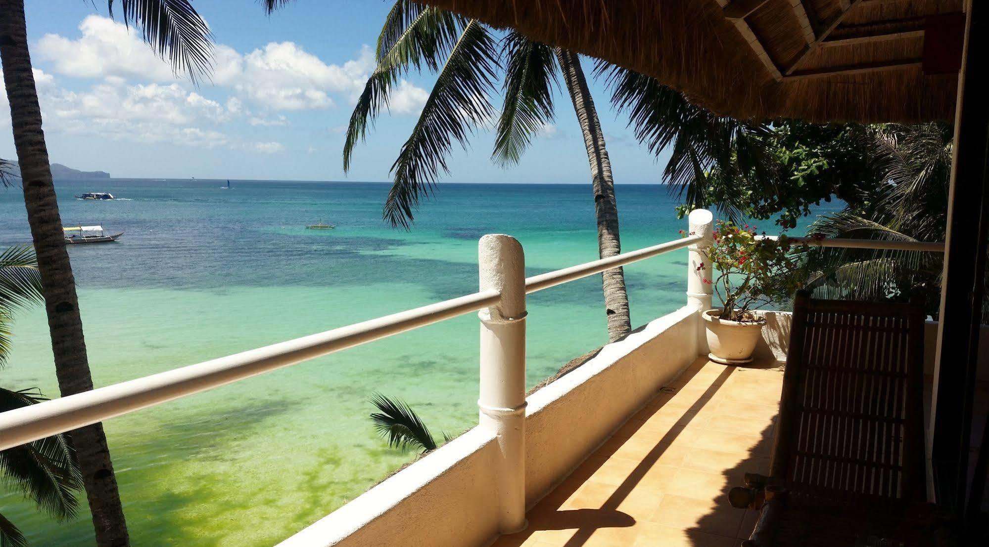 Artista Beach Villa Balabag  Extérieur photo